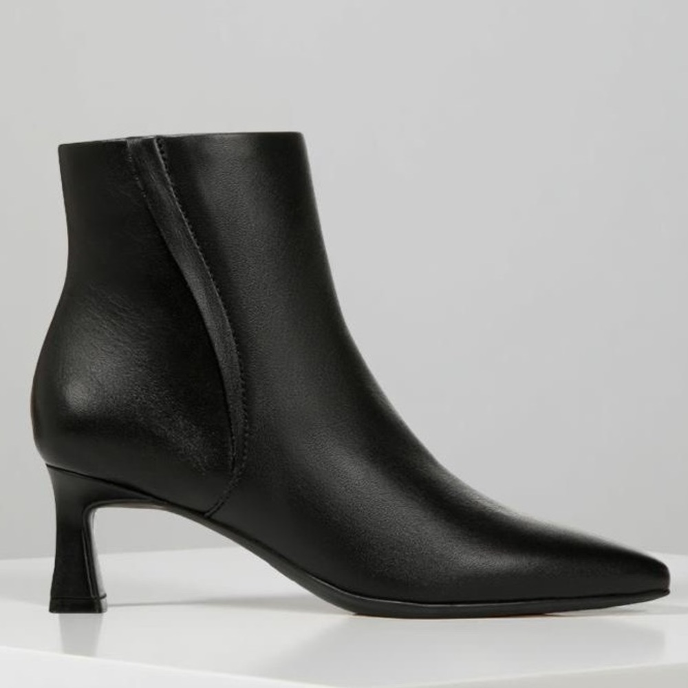 Classic Black Leather Pointed Toe Ankle Boots - Women's